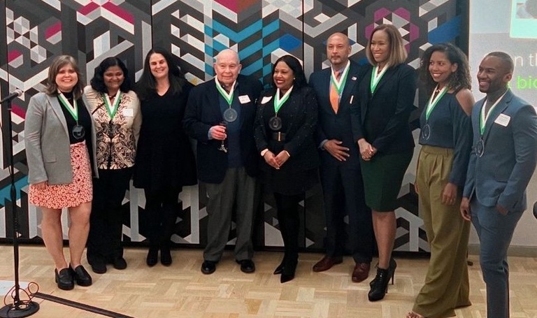 Raji receives distinguished alumni award from Roosevelt University